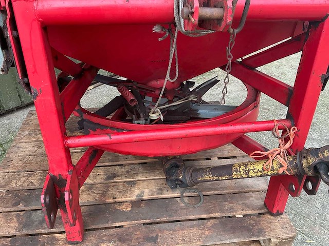 Lely 1500/23215-00-2 akker- en graslandbemester/kunstmeststrooier - afbeelding 10 van  13
