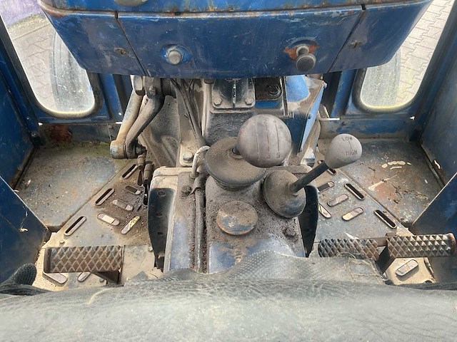 Lelyland 270 tweewielaangedreven landbouwtractor - afbeelding 11 van  12