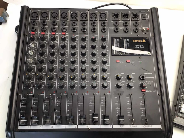 Lem swing 16 + samick analoge mengtafels - afbeelding 4 van  4