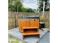 Lemmik mees hottub 6 persoons - afbeelding 1 van  7