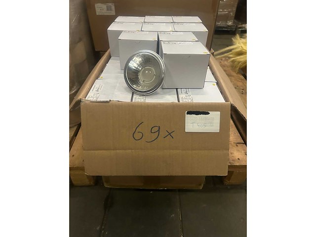 Lemnis spot light ar111 10w 3000k (69x) - afbeelding 5 van  5