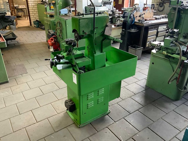 Lempereur gereedschapslijpmachine - afbeelding 2 van  2