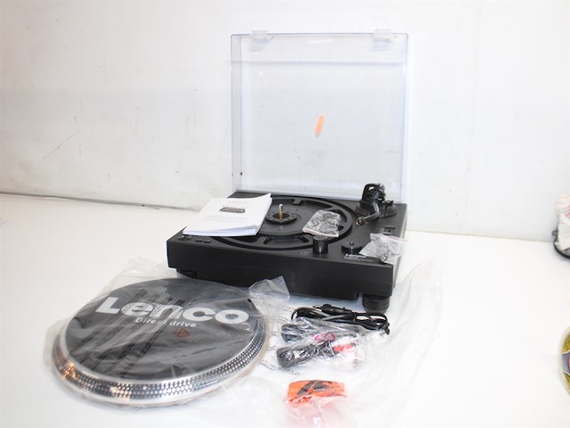 Lenco l3818bk platenspeler direct drive usb naar pc encoding zwart - afbeelding 3 van  4