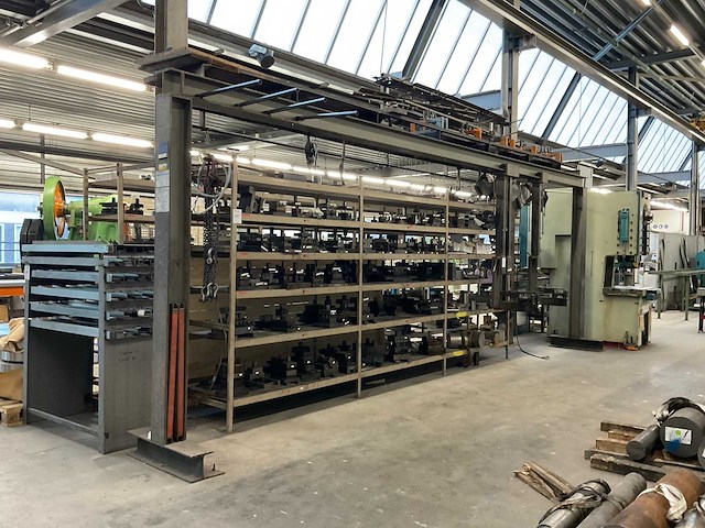 Lengtemateriaal aanvoer transportsysteem - afbeelding 1 van  7