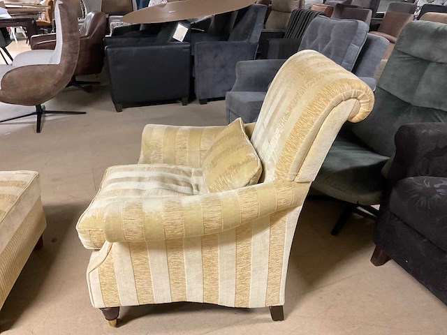 Lennerd fauteuil met voetenbankje - afbeelding 9 van  13