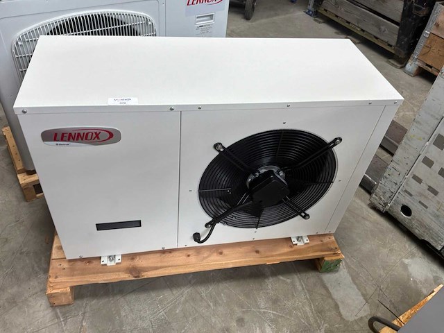 Lennox dnova airconditioning buitenunit - afbeelding 1 van  4