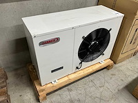 Lennox warmtepomp buiten unit - afbeelding 2 van  2