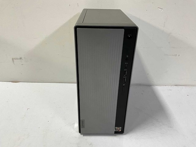 Lenovo - 2022 90rx008lmh - desktop - afbeelding 1 van  5