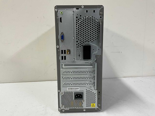 Lenovo - 2022 90rx008lmh - desktop - afbeelding 3 van  5