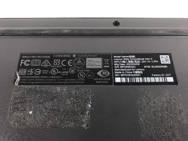 Lenovo - 300e 3rd gen 11.6”, amd 3015ce radeon graphics, 4 gb ram, 32 gb ssd chromebooks (3x) - afbeelding 1 van  5