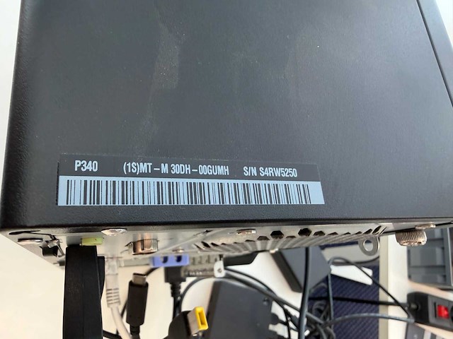 Lenovo - 30dh00gumh - desktop - afbeelding 4 van  5