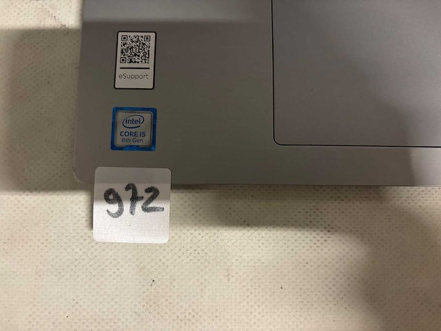 Lenovo - core i5 - 8th gen - laptop - afbeelding 2 van  3