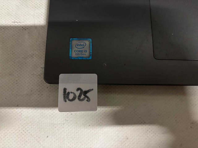 Lenovo - laptop - afbeelding 2 van  3