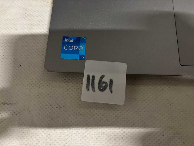 Lenovo - laptop - afbeelding 2 van  3