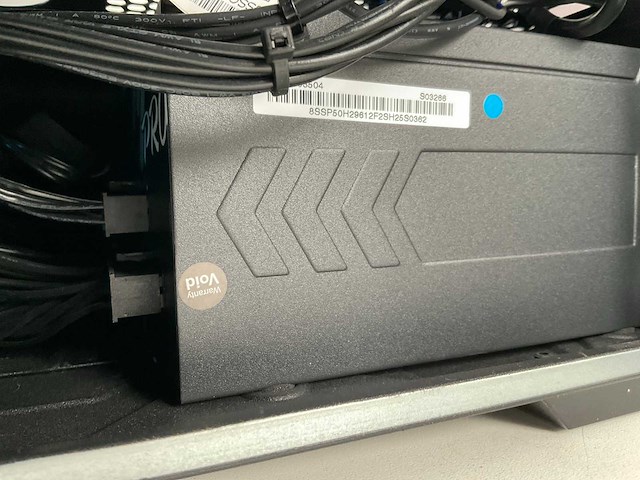 Lenovo - legion t7 - desktop - afbeelding 1 van  36