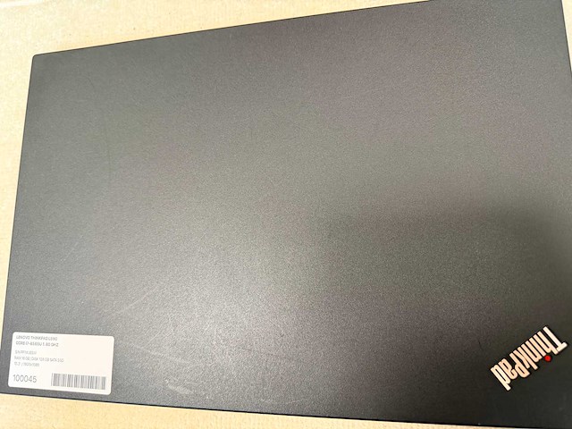 Lenovo - thinkpad l590 - i7 / 16gb / 128gb / 15,3" laptop - afbeelding 7 van  7