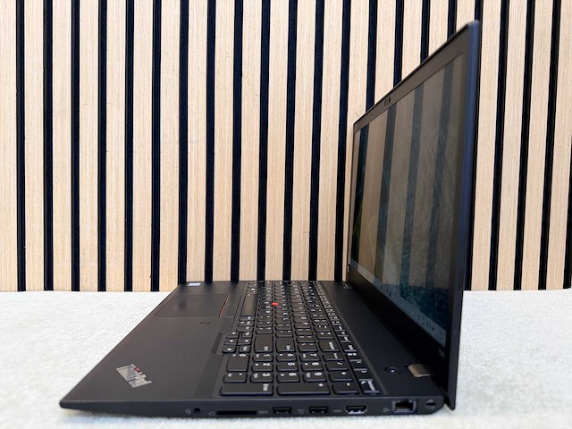 Lenovo - thinkpad t580 - i5 / 8gb / 256gb / 15,3" laptop - afbeelding 3 van  8
