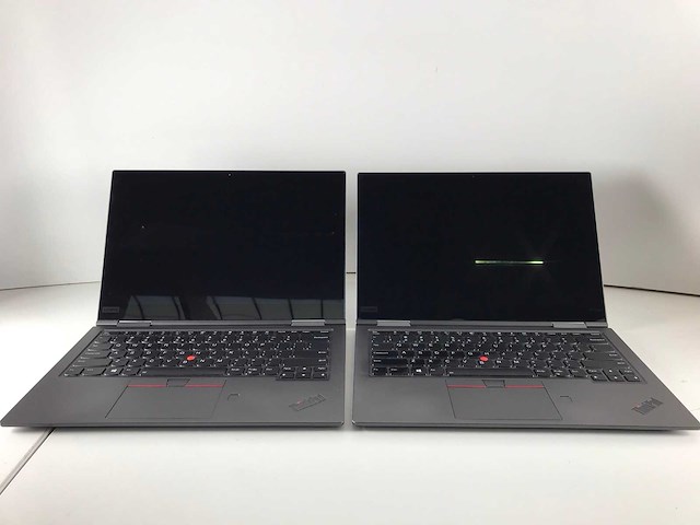 Lenovo - thinkpad x1 yoga 14", core(tm) i7 8th gen, 16 gb ram, 512 gb nvme laptops (2x) - afbeelding 1 van  8