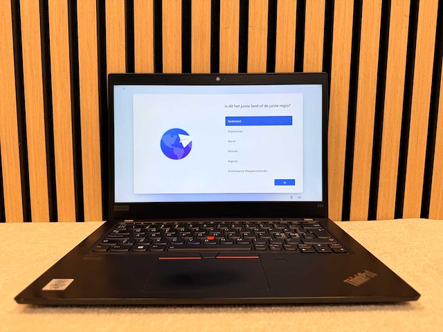 Lenovo - thinkpad x13 gen 1 - i7 / 16gb / 256gb / 13,2" laptop - afbeelding 1 van  10