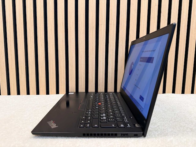 Lenovo - thinkpad x13 gen 1 - i7 / 16gb / 256gb / 13,2" laptop - afbeelding 4 van  10