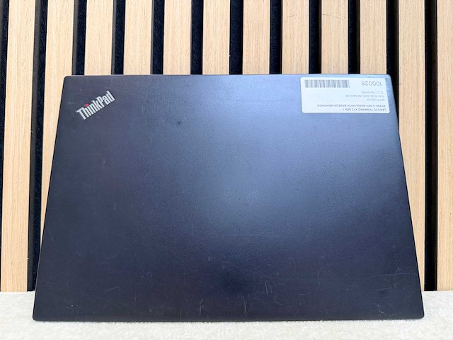 Lenovo - thinkpad x13 gen 1 - ryzen 5 pro / 16gb / 256gb / 13,2" laptop - afbeelding 6 van  10