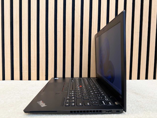 Lenovo - thinkpad x280 - i5 / 8gb / 256gb / 12,7" laptop - afbeelding 7 van  13