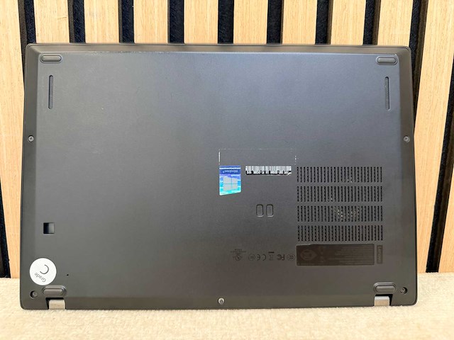 Lenovo - thinkpad x280 - i5 / 8gb / 256gb / 12,7" laptop - afbeelding 6 van  7