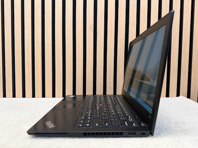 Lenovo - thinkpad x280 - i5 / 8gb / 256gb / 12,7" laptop - afbeelding 4 van  10