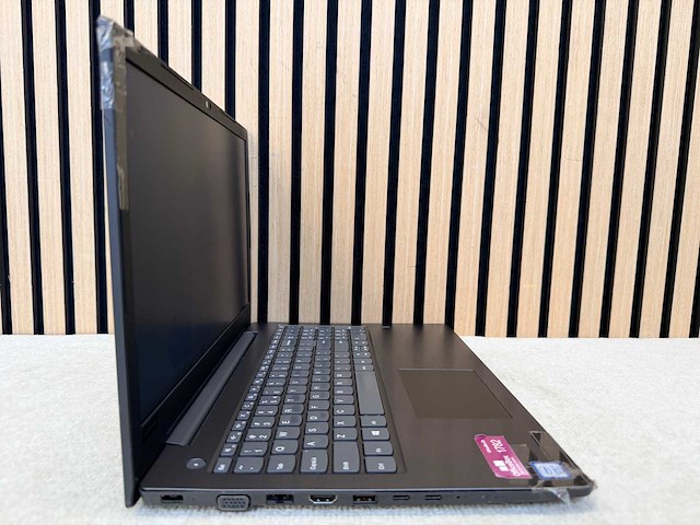 Lenovo - v330-15ikb - i3 / 8gb / 256gb / 15,3" laptop - afbeelding 5 van  12