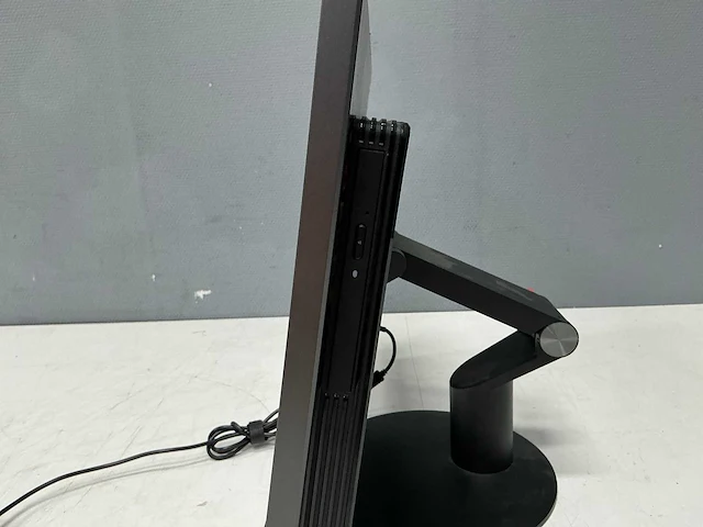 Lenovo - v510z 0053mh - monitor 23,2 inch - afbeelding 6 van  6