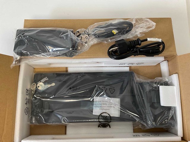 Lenovo (40ah0135eu) thinkpad pro docking stations (new) (13x) - afbeelding 4 van  4