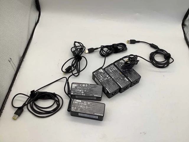 Lenovo 45w computeronderdeel laptop laders (5x) - afbeelding 1 van  6