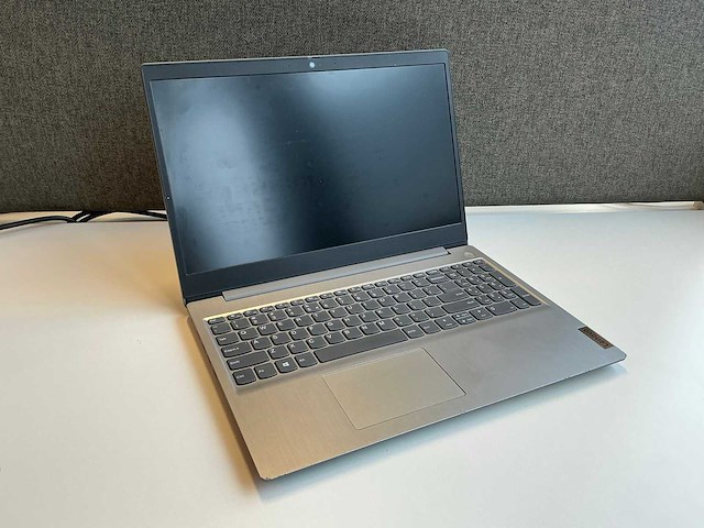 Lenovo 81w1 laptop - afbeelding 1 van  5