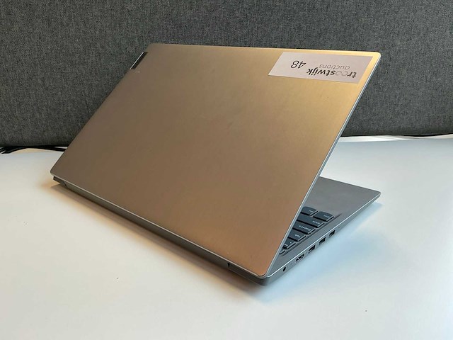 Lenovo 81w1 laptop - afbeelding 4 van  5