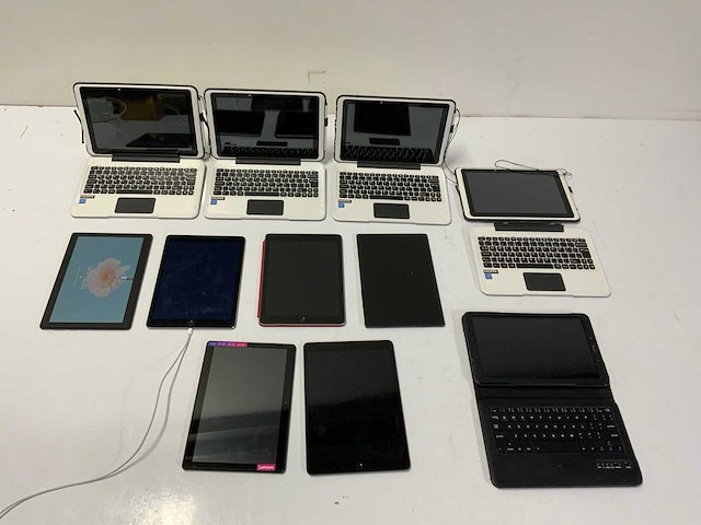 Lenovo, apple, samsung - tablet (10x) - afbeelding 1 van  12