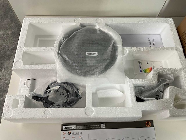 Lenovo d27-30 monitor - afbeelding 4 van  5