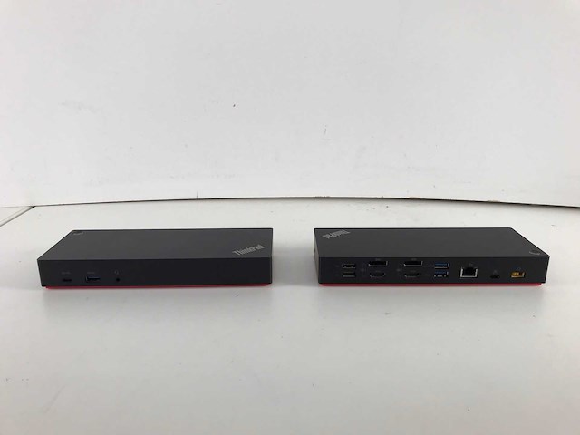 Lenovo (dud9011d1) thinkpad hybrid usb-c with usb-a docking stations (2x) - afbeelding 1 van  8
