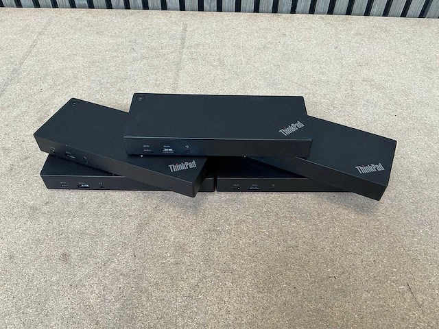 Lenovo hybrid usb-c dockingstation (5x) - afbeelding 1 van  3
