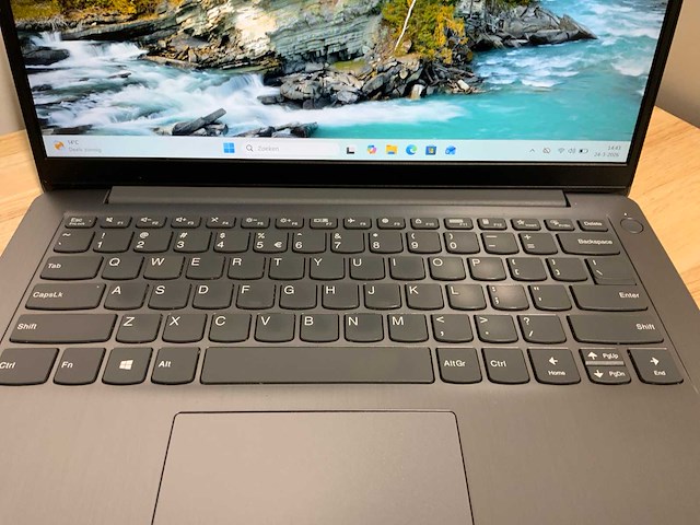 Lenovo ideapad 3 14itl6 laptop - afbeelding 2 van  8