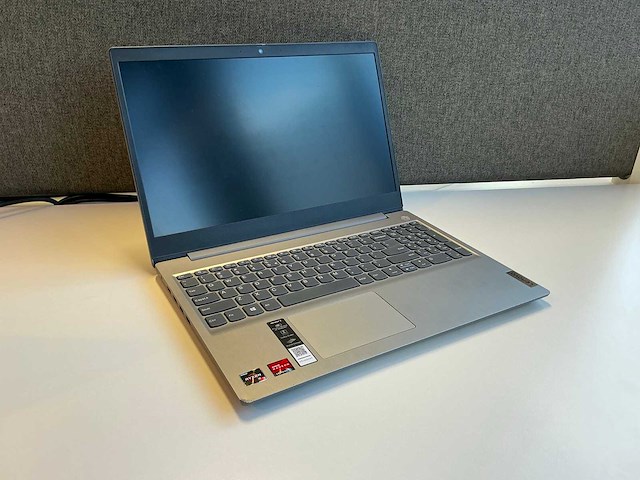 Lenovo ideapad 3 (81w1) laptop - afbeelding 1 van  7