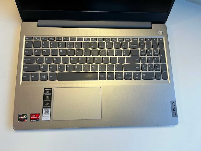 Lenovo ideapad 3 (81w1) laptop - afbeelding 2 van  7