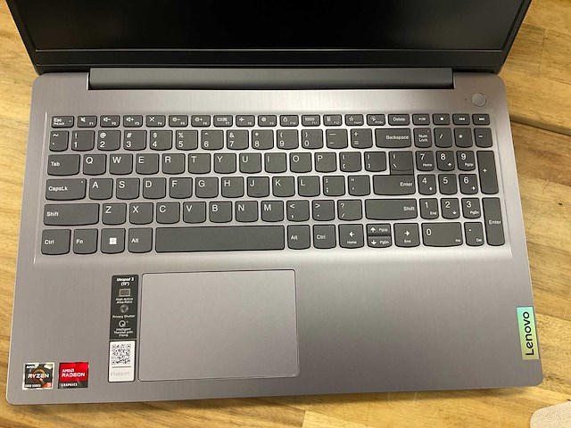 Lenovo ideapad 3 laptop - afbeelding 2 van  6