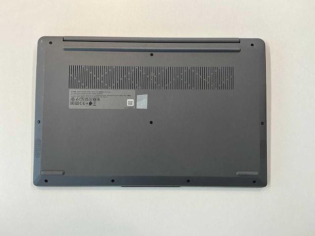 Lenovo ideapad 3 laptop - afbeelding 3 van  4