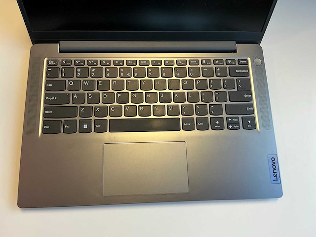 Lenovo ideapad 3 slim (14arb8) laptop - afbeelding 2 van  6