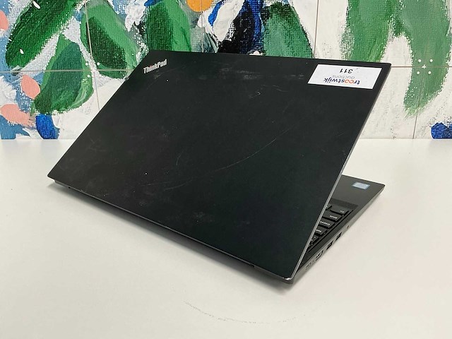 Lenovo laptop - afbeelding 6 van  8