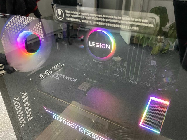 Lenovo legion t7 | rtx 5080 | ultra 9 | 90y6cto1ww desktop - afbeelding 12 van  13