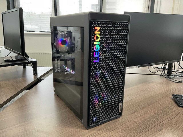 Lenovo legion t7 | rtx 5080 | ultra 9 | 90y6cto1ww desktop - afbeelding 1 van  7
