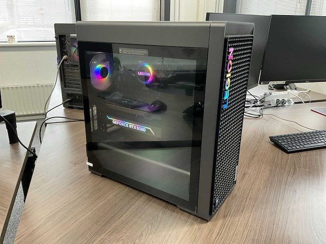 Lenovo legion t7 | rtx 5080 | ultra 9 | 90y6cto1ww desktop - afbeelding 4 van  7