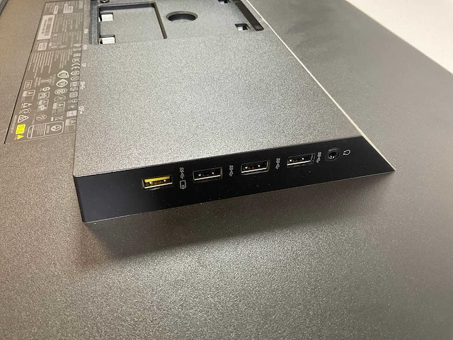 Lenovo mix model desktops - check description (2x) - afbeelding 8 van  11