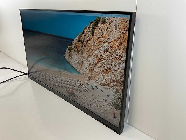 Lenovo (p32p-20) 32”, 3840x2160 (uhd) ips monitor - afbeelding 1 van  3